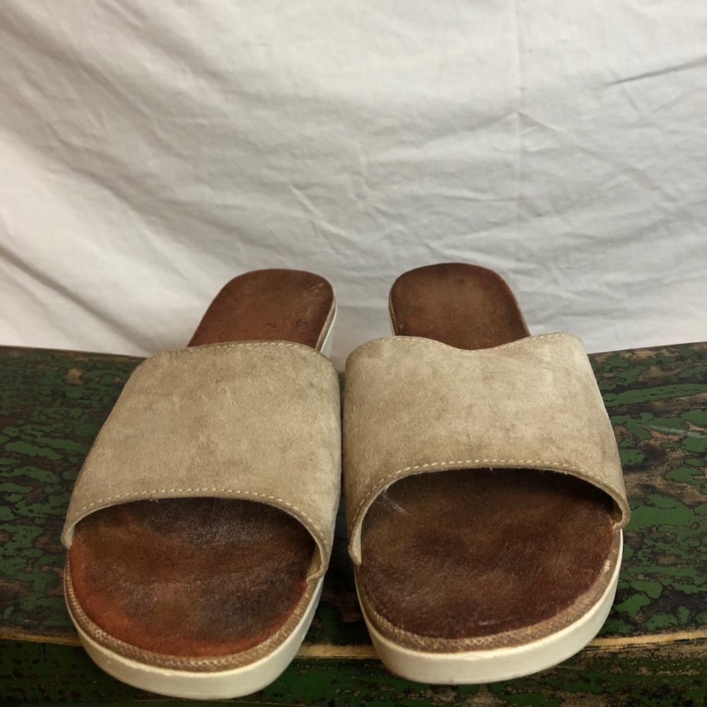 Platform sandals